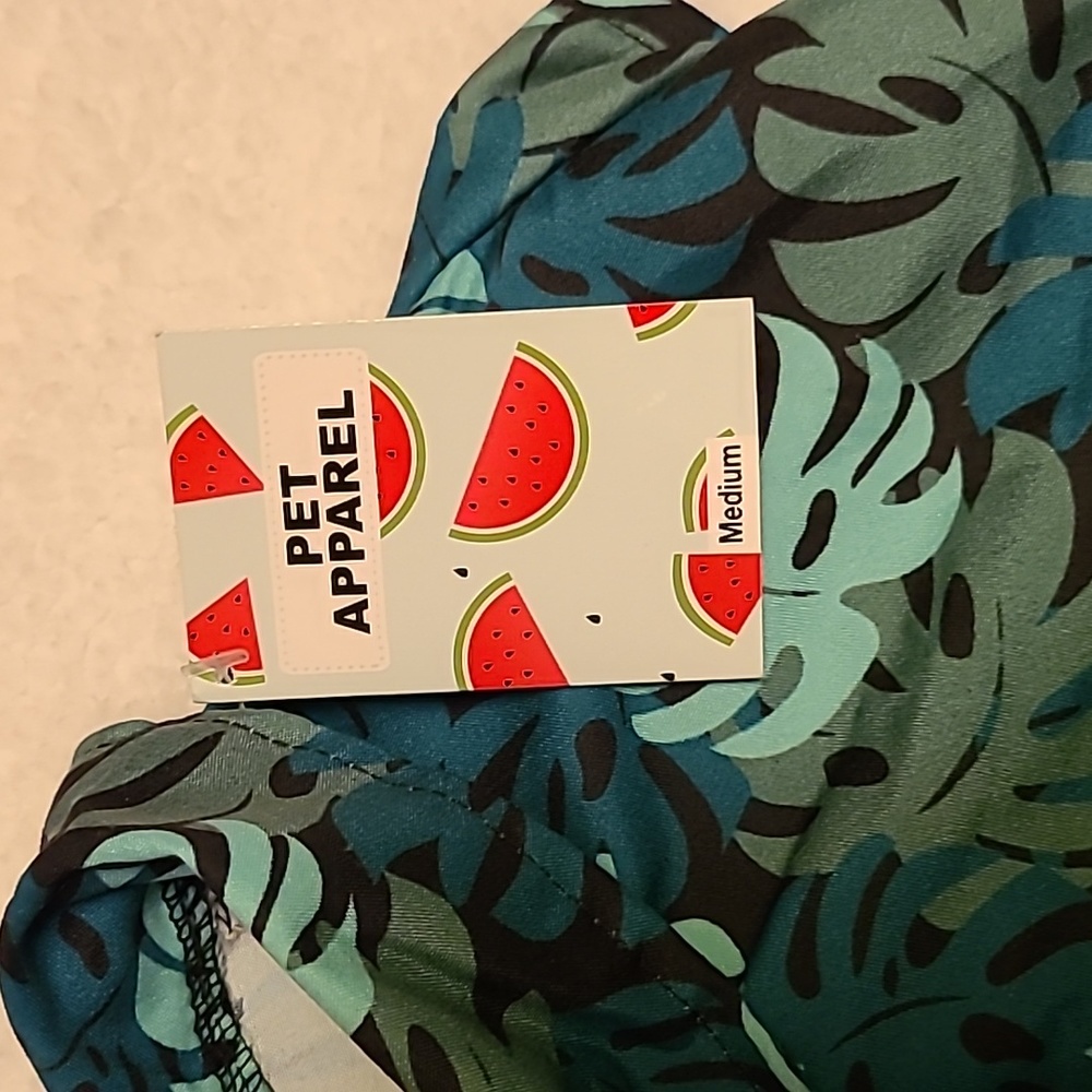 Pet Apparel Leaves Shirt Sz M NWT - Picture 2 of 6